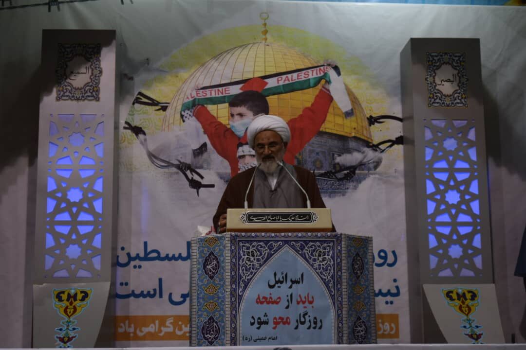 امام جمعه آبادان : شکست اسراییل به باور دنیای اسلام تبدیل شده است.