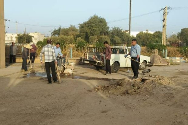 جوانان‌خوز | عملیات رفع مشکل افت فشار آب در برخی مناطق دزفول در حال اجراست