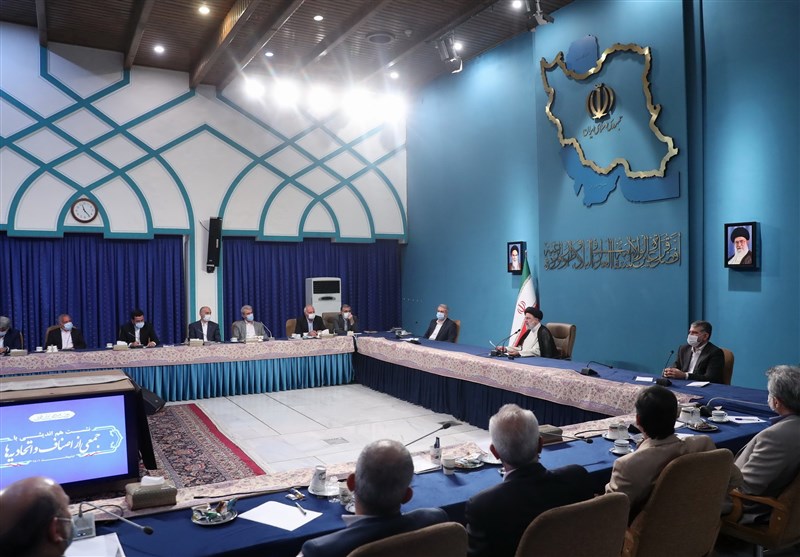 رئیسی : دنبال حذف یارانه کالاهای اساسی نیستیم/ مردم نباید هر روز شاهد تغییر در قیمت‌ها باشند