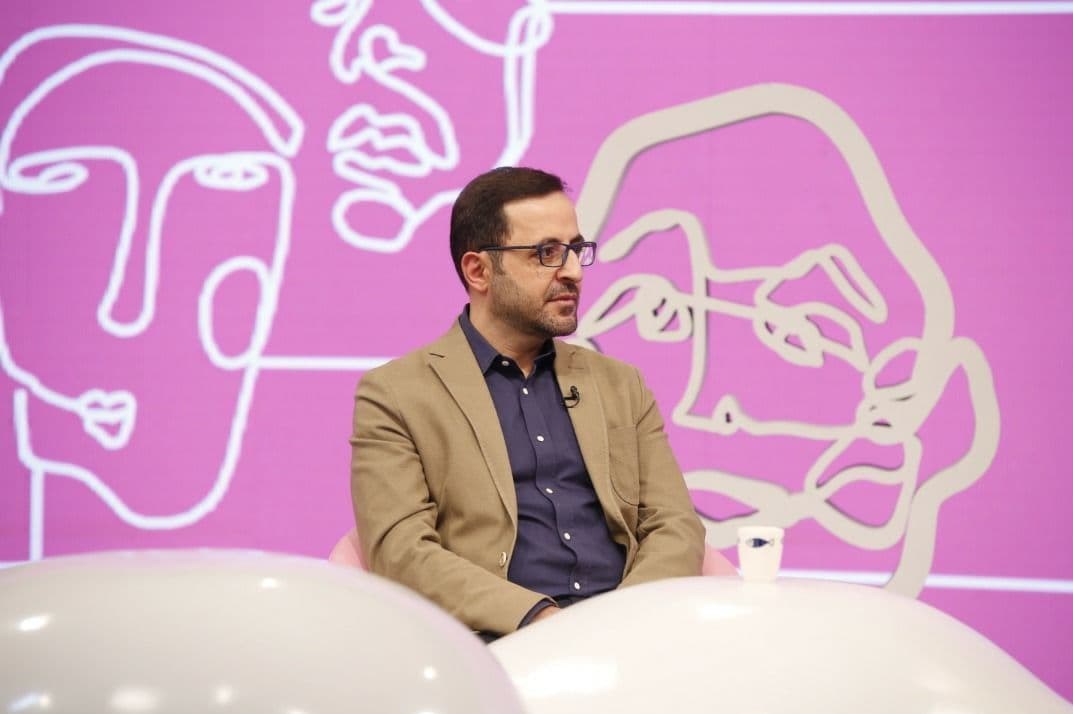 استقبال از شعرهای جدید فاضل نظری در بازار ادامه دارد