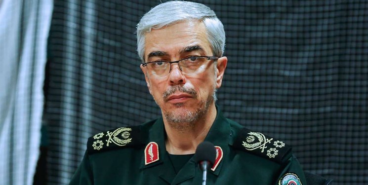 تقدیر سرلشکر باقری از فراجا برای دستگیری سریع سارقان بانک ملی