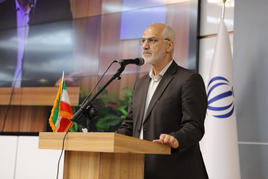 استاندار خوزستان خبر داد؛ تامین اعتبار برای ۳۵۰ هزار هکتار از طرح کشاورزی مقام معظم رهبری از محل حق السهم دولت از نیشکر