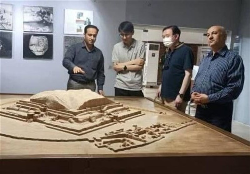 بازدید سفیر چین از زیگورات چغازنبیل، موزه و محوطه میراث‌جهانی شوش