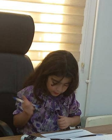 هنر نقاشی کودکانه هنرستان سما مجموعه ماه و ماهی