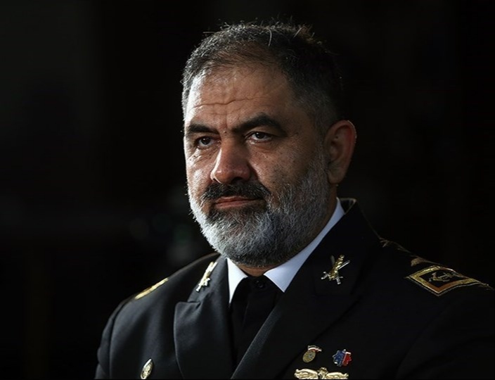 امیر ایرانی: قطب جنوب بهترین مقر برای کنترل موشکهای بالستیک است