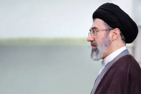 پیام رهبر انقلاب به مناسبت روز پاسداشت زبان فارسی و بزرگداشت حکیم ابوالقاسم فردوسی